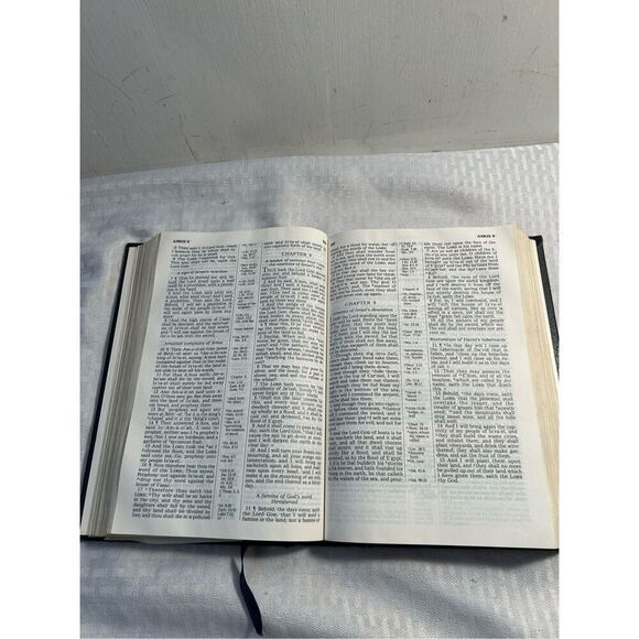 Holman Master Study Bible KJV & User Guide 1981 - Picture 9 of 16